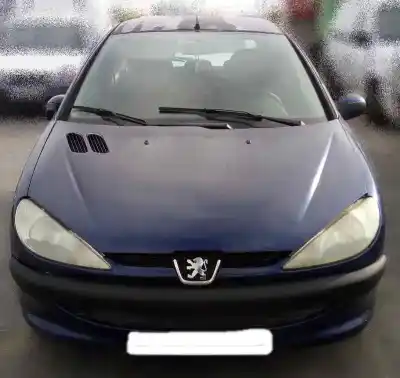 Veículo de Sucata peugeot 206 berlina 1.4 do ano 2002 alimentado kfw