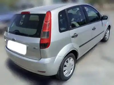 Veículo de Sucata ford fiesta (cbk) 1.4 tdci cat do ano 2002 alimentado f6ja