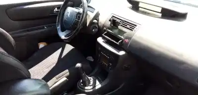 Veicolo di demolizione citroen c4 berlina 1.6 16v hdi dell'anno 2005 alimentato 9hx