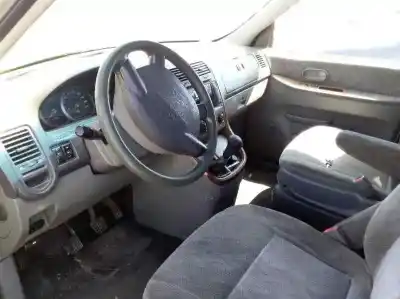 Sloopvoertuig kia carnival ii (gq) 2.9 crdi van het jaar 2003 aangedreven j3