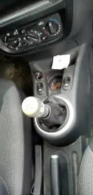 Veículo de Sucata citroen c2 (jm_) 1.1 do ano 2007 alimentado hfx