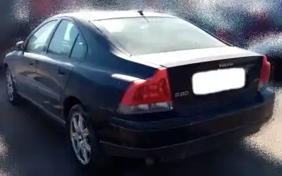 Veículo de Sucata volvo s60 berlina 2.4 diesel do ano 2003 alimentado d5244t2