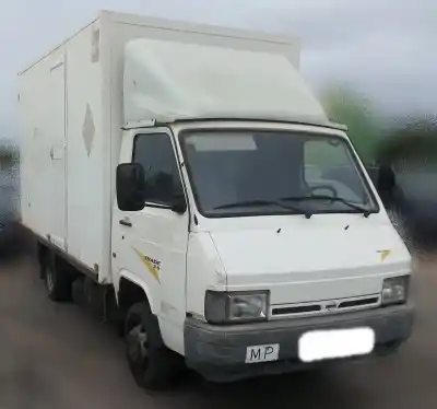 Véhicule à la ferraille NISSAN TRADE 3.0 Diesel de l'année 1996 alimenté BD30II