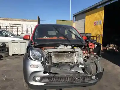 Verschrottungsfahrzeug smart                                              forfour                                                                                                                                                                                                                                                    0.9 turbo cat                                                                                                                                                                                                                                              des jahres 2015 angetrieben h4b