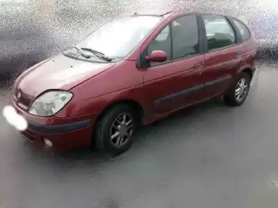 Scrapping Vehicle renault scénic i monospace (ja0/1_, fa0_) 1.9 dti (ja1u) of the year 2001 powered f9q744