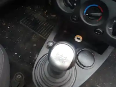 Veículo de Sucata ford fiesta (cbk) 1.4 16v cat do ano 2003 alimentado fxjb