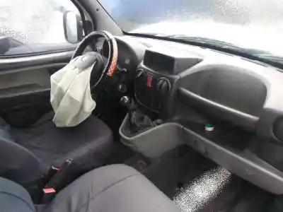 Veicolo di demolizione fiat doblo monospace (119_, 223_) 1.3 jtd dell'anno 2006 alimentato 199a2000