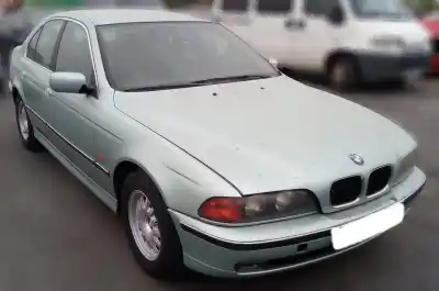 Здавання транспортного засобу BMW SERIE 5 BERLINA (E39) 2.5 Turbodiesel CAT року 1999 потужний 256T1