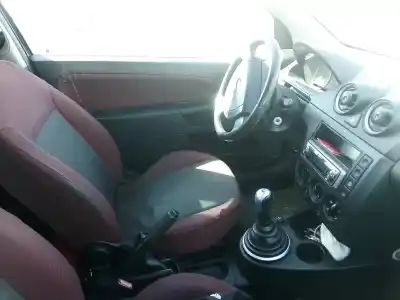 Veículo de Sucata ford fiesta (cbk) 1.4 16v cat do ano 2004 alimentado fxja