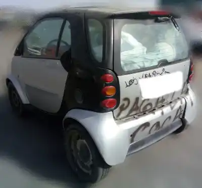 Vehicul casat smart coupe 0.7 turbo cat al anului 2004 alimentat 160920