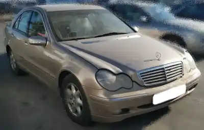 Утилизация автомобиля MERCEDES-BENZ CLASE C (W203) BERLINA 2.2 CDI CAT года 2003 питание 611962