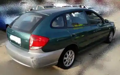 Veicolo di demolizione kia rio 1.3 cat dell'anno 2004 alimentato a3e