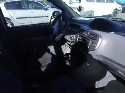 Veículo de Sucata hyundai matrix (fc) 1.5 crdi do ano 2003 alimentado d3ea