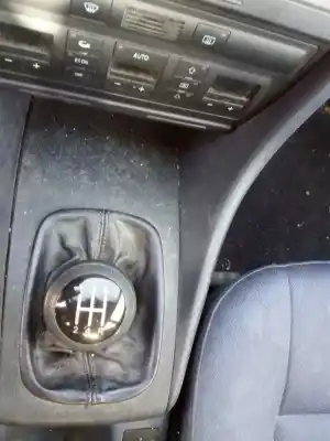 Sloopvoertuig audi a6 avant (4b5) 2.4 v6 30v van het jaar 2000 aangedreven aml