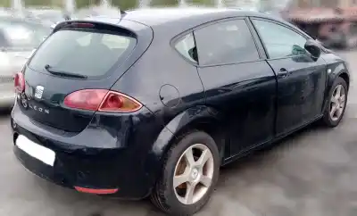 Veículo de Sucata seat leon (1p1) 1.9 tdi do ano 2005 alimentado bkc