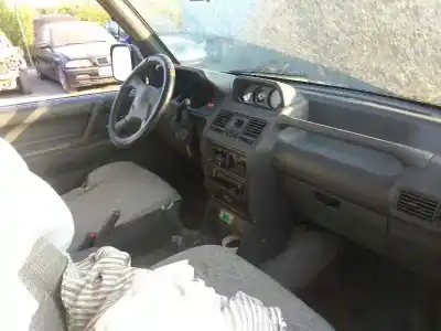 Здавання транспортного засобу mitsubishi montero (v20/v40) 2.5 turbodiesel року 1994 потужний 4d56
