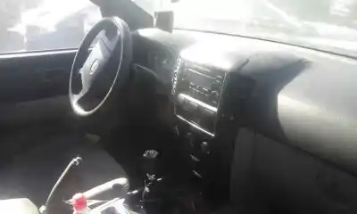 Veicolo di demolizione kia sorento (bl) (2002->) 2.5 crdi dell'anno 2007 alimentato d4cb