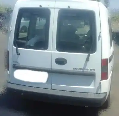 Veículo de Sucata opel combo familiar do ano 2004 alimentado y17dt