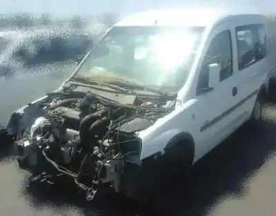 Veículo de Sucata opel combo familiar do ano 2004 alimentado y17dt