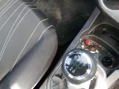 Veicolo di demolizione opel corsa d 1.3 16v cdti dell'anno 2008 alimentato z13dtj