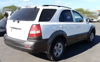 Veicolo di demolizione kia                                                sorento i (jc)                                                                                                                                                                                                                                             2.5 crdi                                                                                                                                                                                                                                                   dell'anno 2005 alimentato d4cb