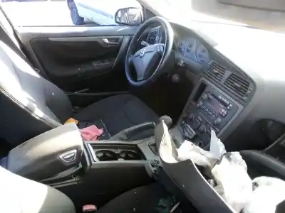 Veículo de Sucata volvo s60 berlina 2.4 diesel do ano 2006 alimentado d5244t7