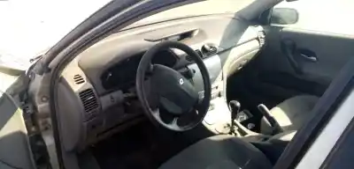 Scrapping Vehicle renault laguna ii (bg0/1_) 1.6 16v (bg0a bg0l) of the year 2021 powered k4m d7