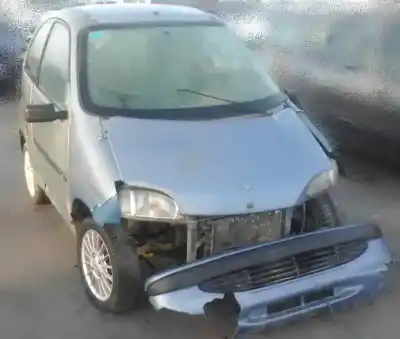 Здавання транспортного засобу LIGIER NOVA 505 C.C. року 2002 потужний LOMBARDINI