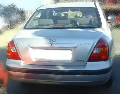Sloopvoertuig hyundai elantra (xd) 1.6 16v cat van het jaar 2002 aangedreven g4ed