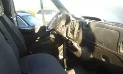 Veículo de Sucata ford transit caja cerrada, corta (fy) 2.0 td cat do ano 2002 alimentado d3fa