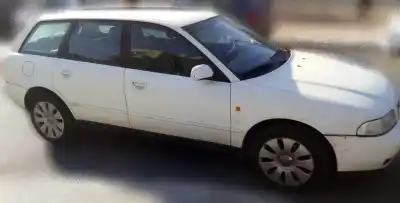 Véhicule à la ferraille audi a4 avant (b5) 1.8 de l'année 1997 alimenté adr