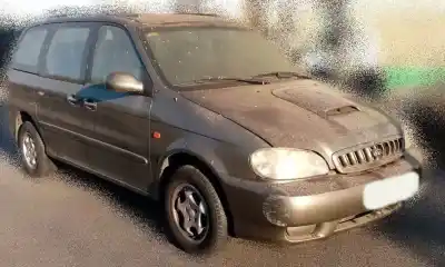 Veicolo di demolizione kia carnival i (up) 2.9 tdi dell'anno 2000 alimentato j3
