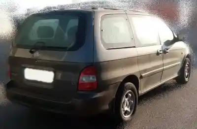 Veicolo di demolizione kia carnival i (up) 2.9 tdi dell'anno 2000 alimentato j3