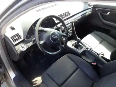 Sloopvoertuig audi a4 avant (8e) 1.9 tdi (96kw) van het jaar 2002 aangedreven awx