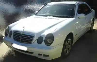 Véhicule à la ferraille mercedes-benz clase e (w210) berlina diesel 270 cdi (210.016) de l'année 2001 alimenté 612961