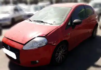 Veicolo di demolizione FIAT GRANDE PUNTO (199_) 1.4 16V (199BXG1B, 199AXG1B) dell'anno 2006 alimentato 843A1000