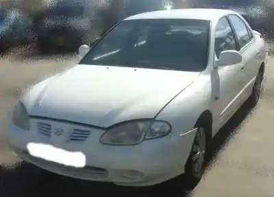 Sloopvoertuig HYUNDAI LANTRA BERLINA (RD) 1.9 Diesel CAT van het jaar 1999 aangedreven DJY