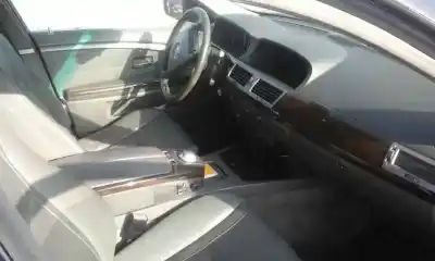 Veículo de Sucata bmw serie 7 (e65/e66) 3.6 v8 32v cat do ano 2001 alimentado n62b36