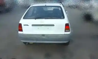 Vehicul casat opel kadett e 1.6 al anului 1990 alimentat 16 sv