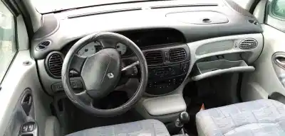 Scrapping Vehicle renault scenic rx4 (ja0) 2.0 16v of the year 2000 powered f4r744