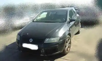 Veículo de Sucata fiat stilo (192_) 1.6 16v (192_xb1a) do ano 2004 alimentado 182b6.000
