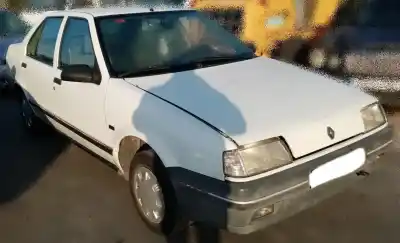 Verschrottungsfahrzeug RENAULT 19 1.4 des Jahres 1990 angetrieben E6J