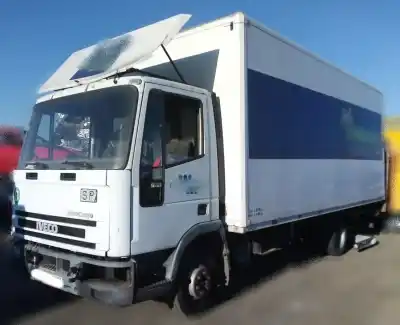 Veículo de Sucata IVECO EUROCARGO 3.9 Diesel do ano 2002 alimentado 8040.45