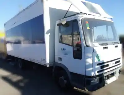 Veículo de Sucata iveco eurocargo 3.9 diesel do ano 2002 alimentado 8040.45