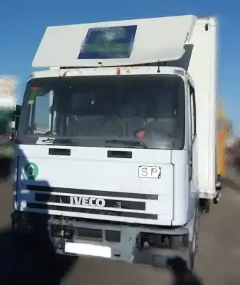 Veículo de Sucata iveco eurocargo 3.9 diesel do ano 2002 alimentado 8040.45