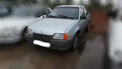Vehicul casat opel kadett e 1.6 al anului 1986 alimentat 16sh