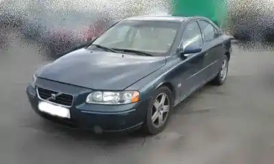 Veículo de Sucata VOLVO S60 BERLINA 2.4 D do ano 2005 alimentado D5244T