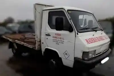 Véhicule à la ferraille NISSAN TRADE 3.0 Diesel de l'année 1995 alimenté BD30II