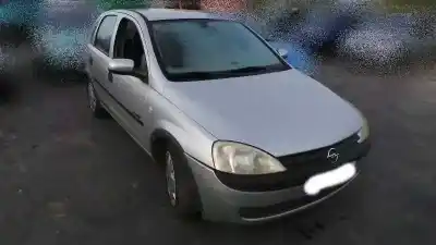 Véhicule à la ferraille OPEL CORSA C (X01) 1.7 DTI (F08 F68) de l'année 2001 alimenté Y17DT