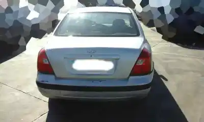 Sloopvoertuig hyundai elantra iii (xd) 2.0 crdi van het jaar 2002 aangedreven d4ea